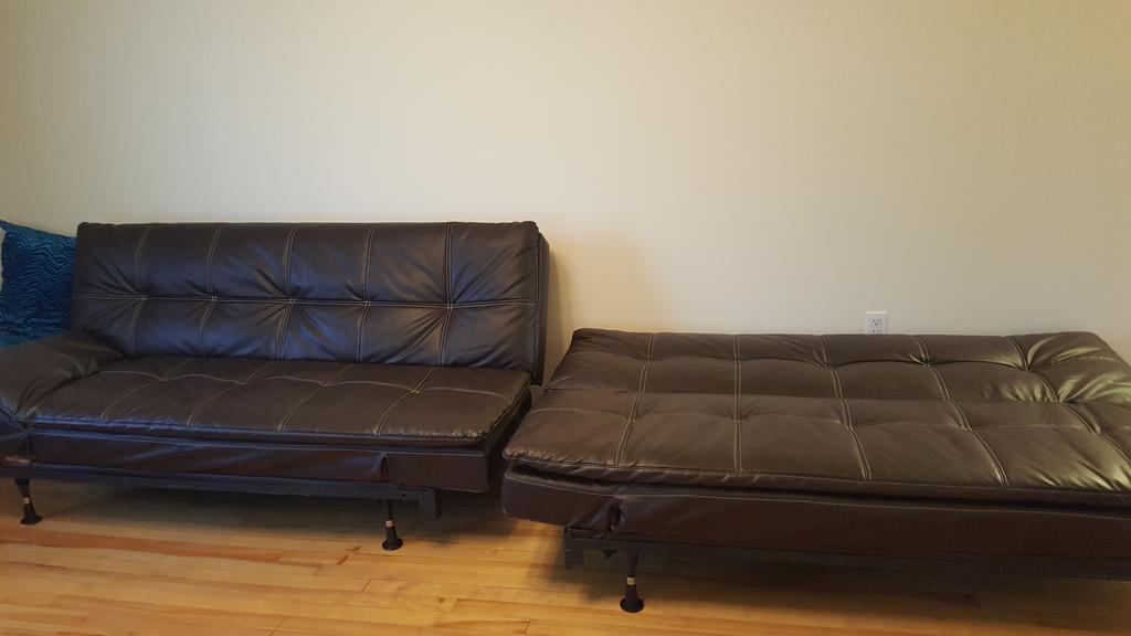 Three Bedroom Holiday Apartment Longueuil Eksteriør billede
