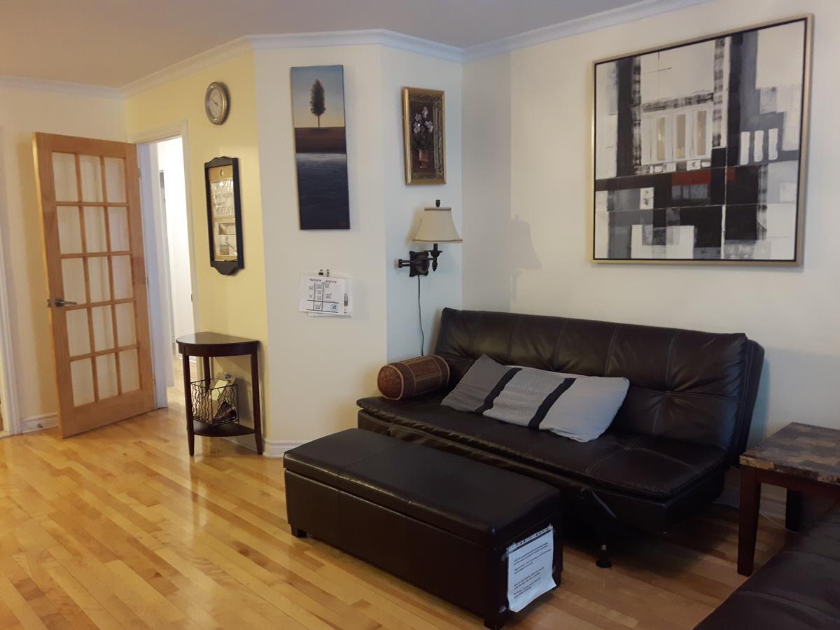 Three Bedroom Holiday Apartment Longueuil Eksteriør billede