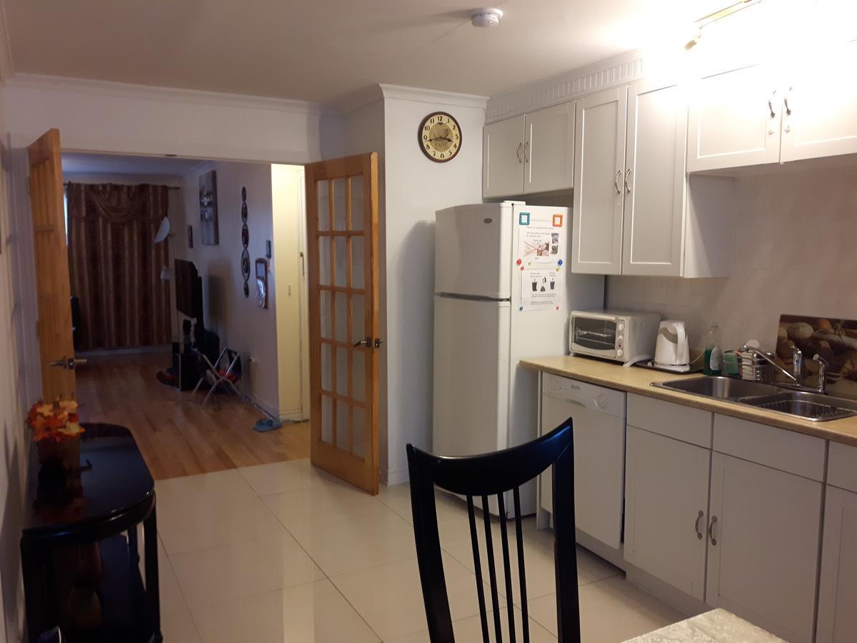 Three Bedroom Holiday Apartment Longueuil Eksteriør billede