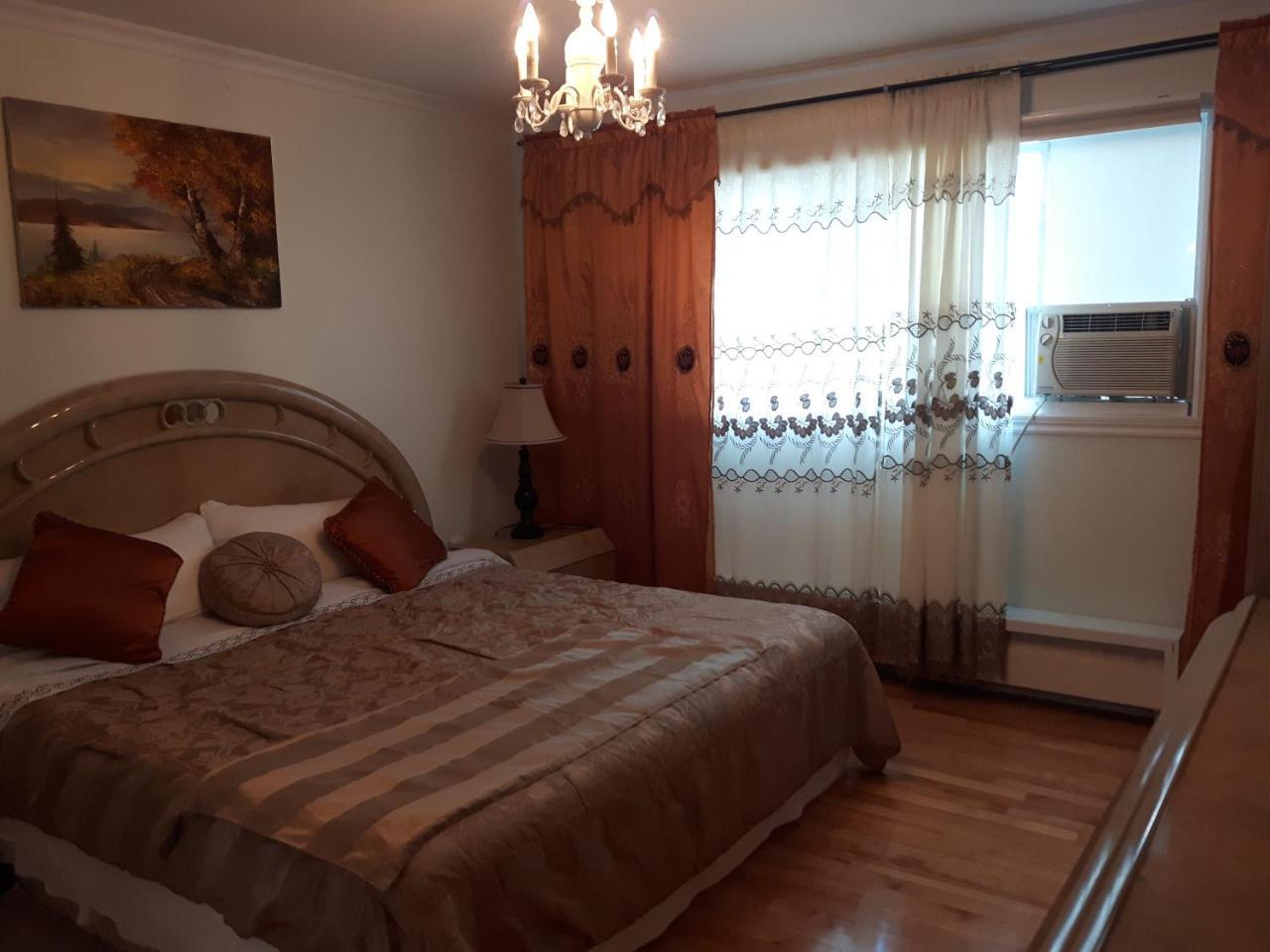 Three Bedroom Holiday Apartment Longueuil Eksteriør billede